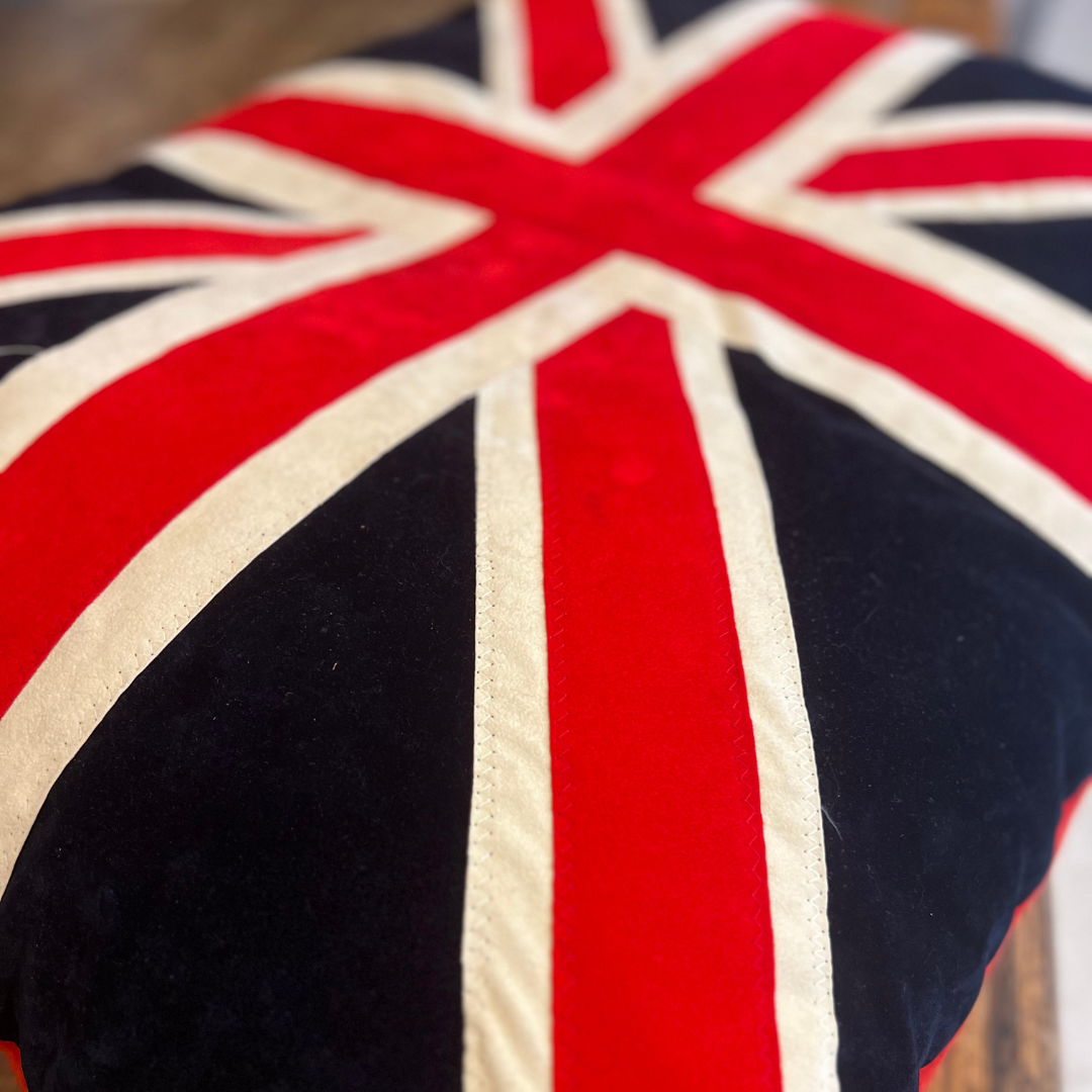 cat bed, union jack design pet bed, union jack design dog bed, union jack design cat bed, Creature Clothes