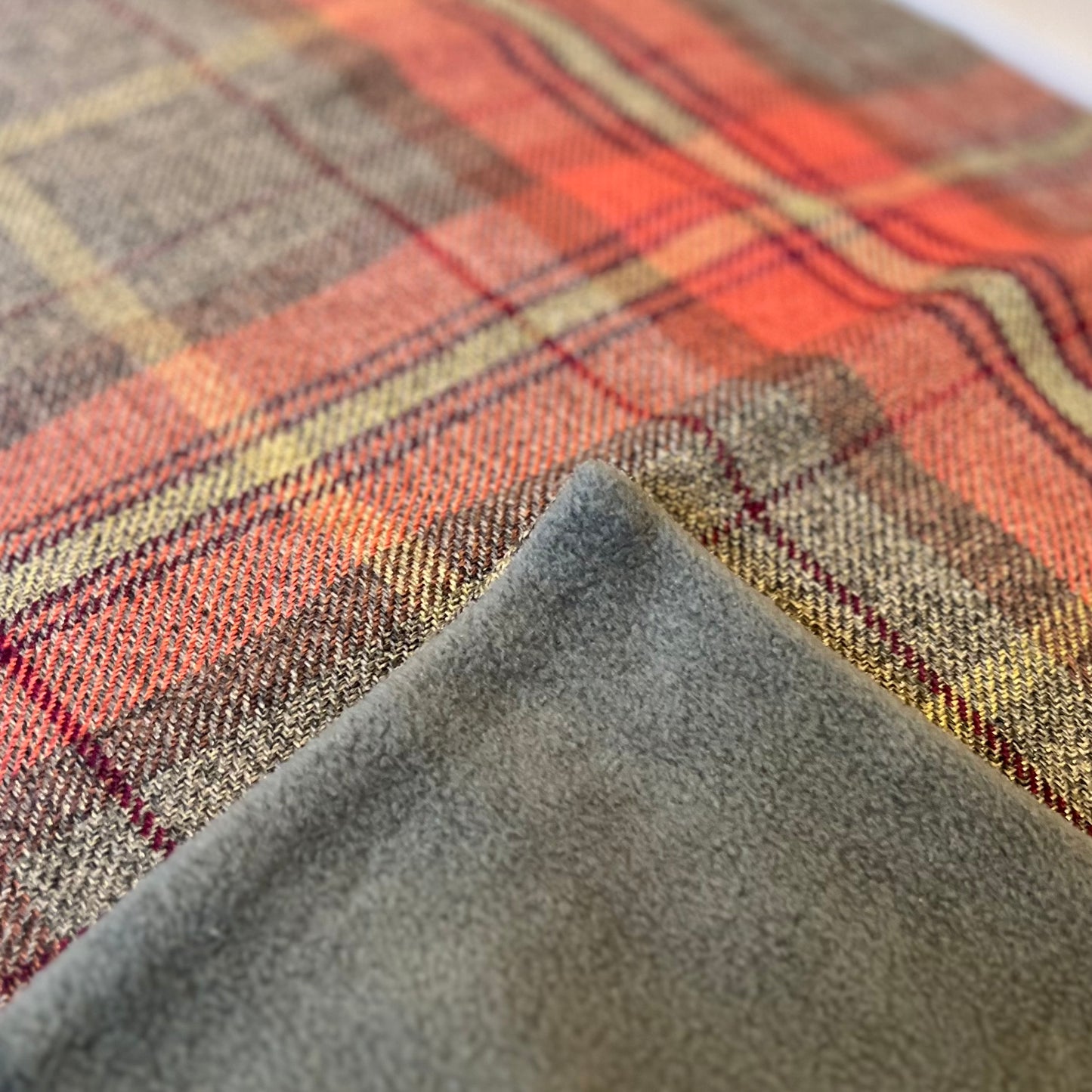 SALE - Dog Bed in Harrier Tweed - Medium