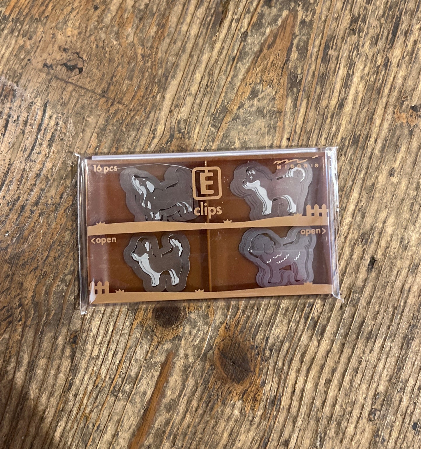 Midori etching clips dog