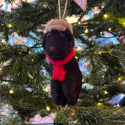 Flat Cap Black Labrador by Amica Felt