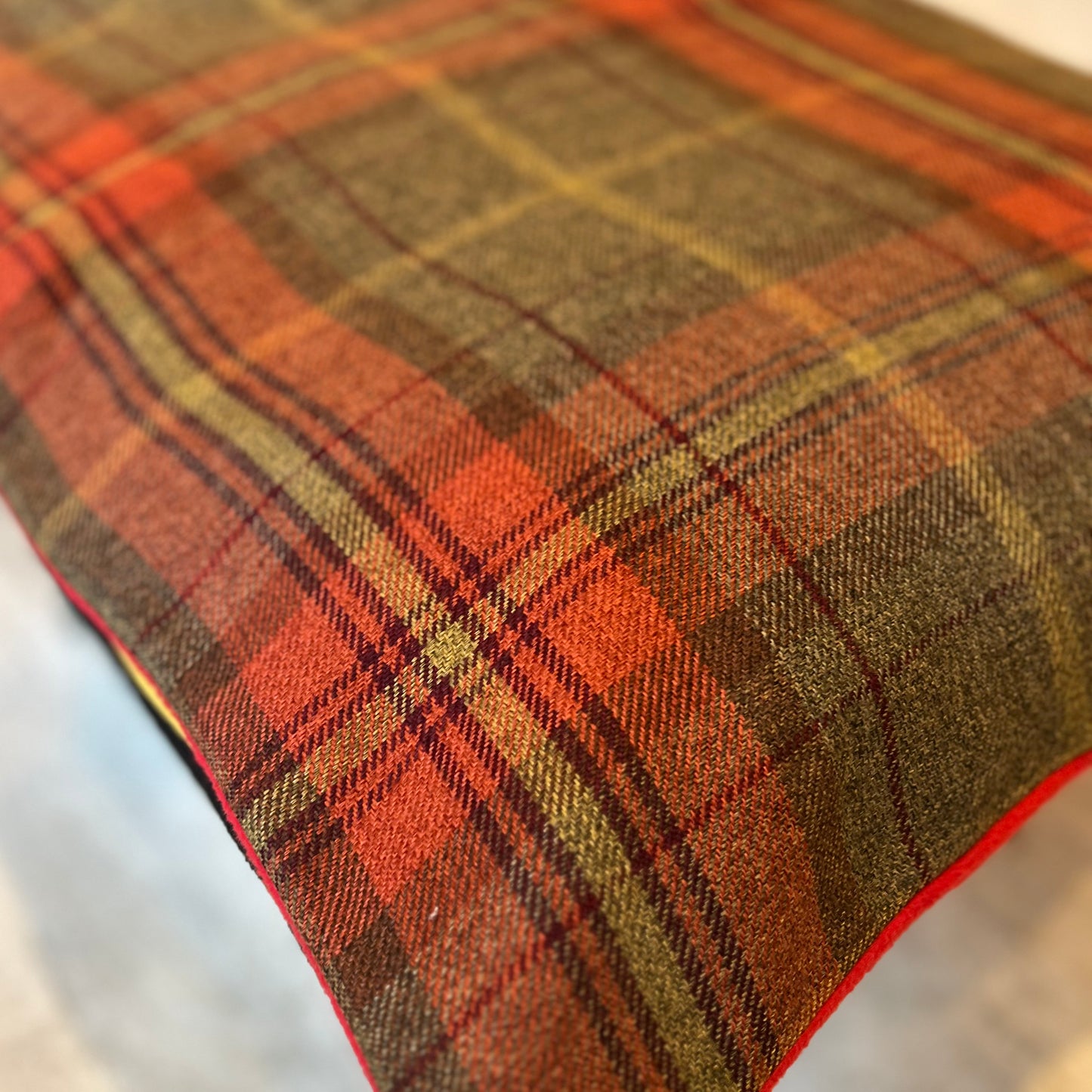 SALE - Dog Bed in Harrier Tweed - Medium