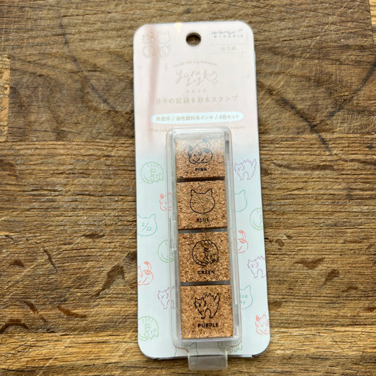 Midori paintable stamp yuru log cats